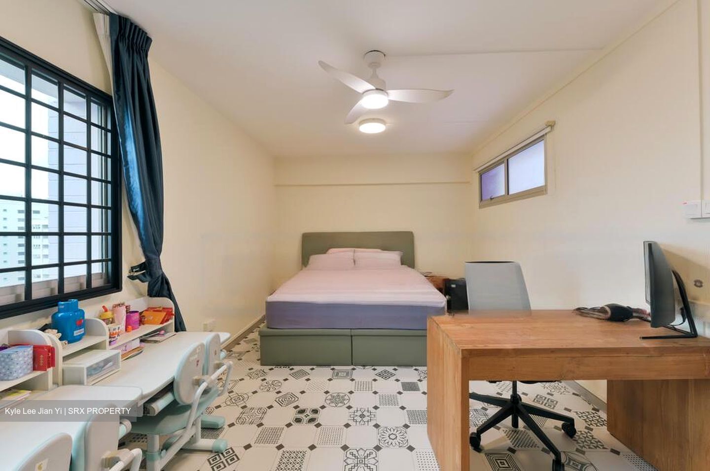 Blk 563 Hougang Street 51 (Hougang), HDB Executive #576610401